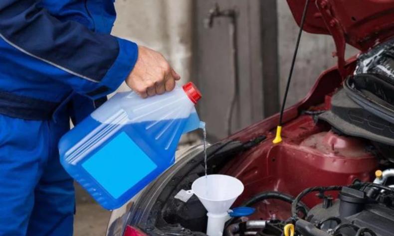 天气冷玻璃水被冻住了怎么办,天气冷玻璃水都冻了怎么办