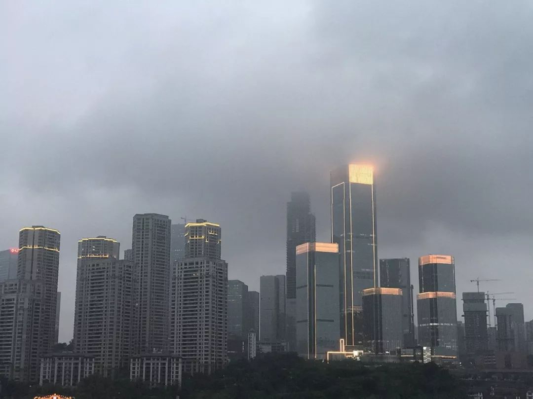 iPhoneXsMax还值得买吗？深度体验后你会有答案