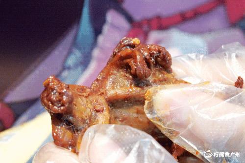 周黑鸭最近视频,周黑鸭最近的视频