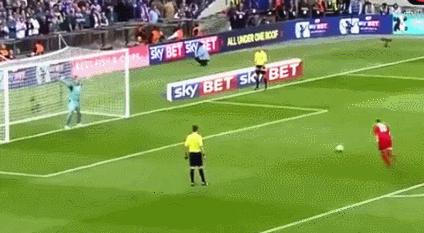 没点演技都不敢踢足球,点球全靠演技