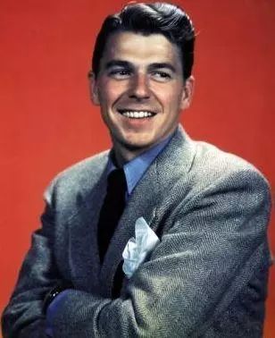 英文情书浪漫简短,最感人的英文表白情书带翻译