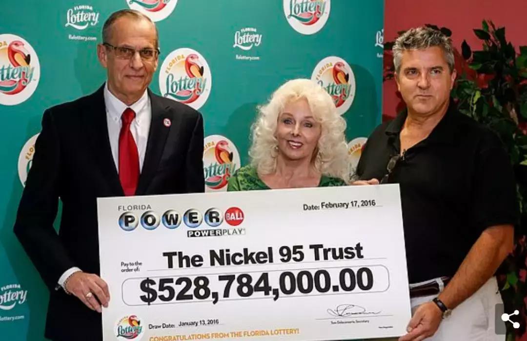 美国开出148亿元全球最高彩票头奖,美国最大彩票中奖者119亿