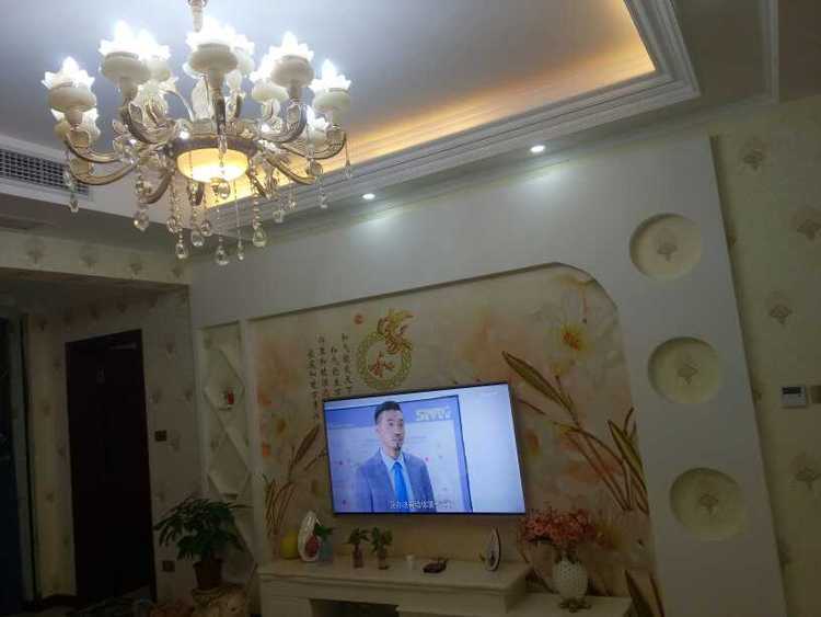 家里装修最不该省钱的就是窗帘,房子装修客厅窗帘