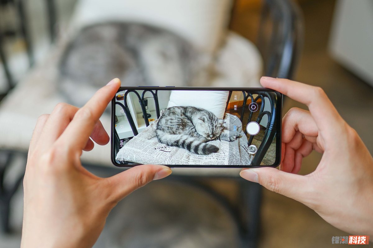 滑盖和全面屏，这次小米做得并不差！小米MIX3详细评测