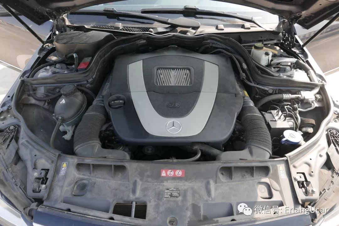 w204奔驰c300coupe,奔驰w204c200旅行版