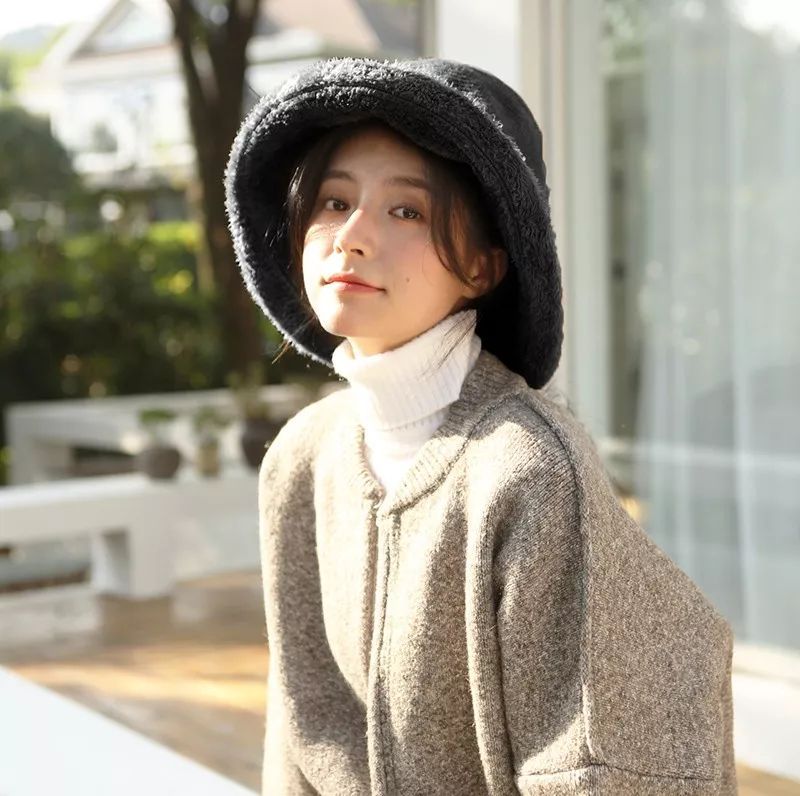 最时尚的中老年冬天帽子,时尚冬天帽子