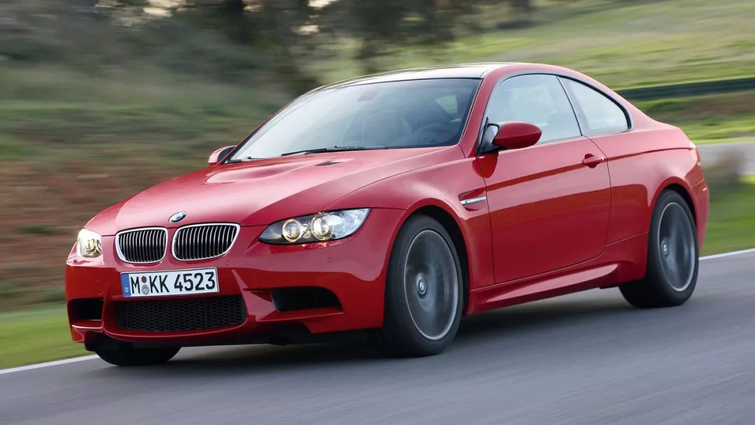 宝马m3历代车型发展回顾,宝马m32022款