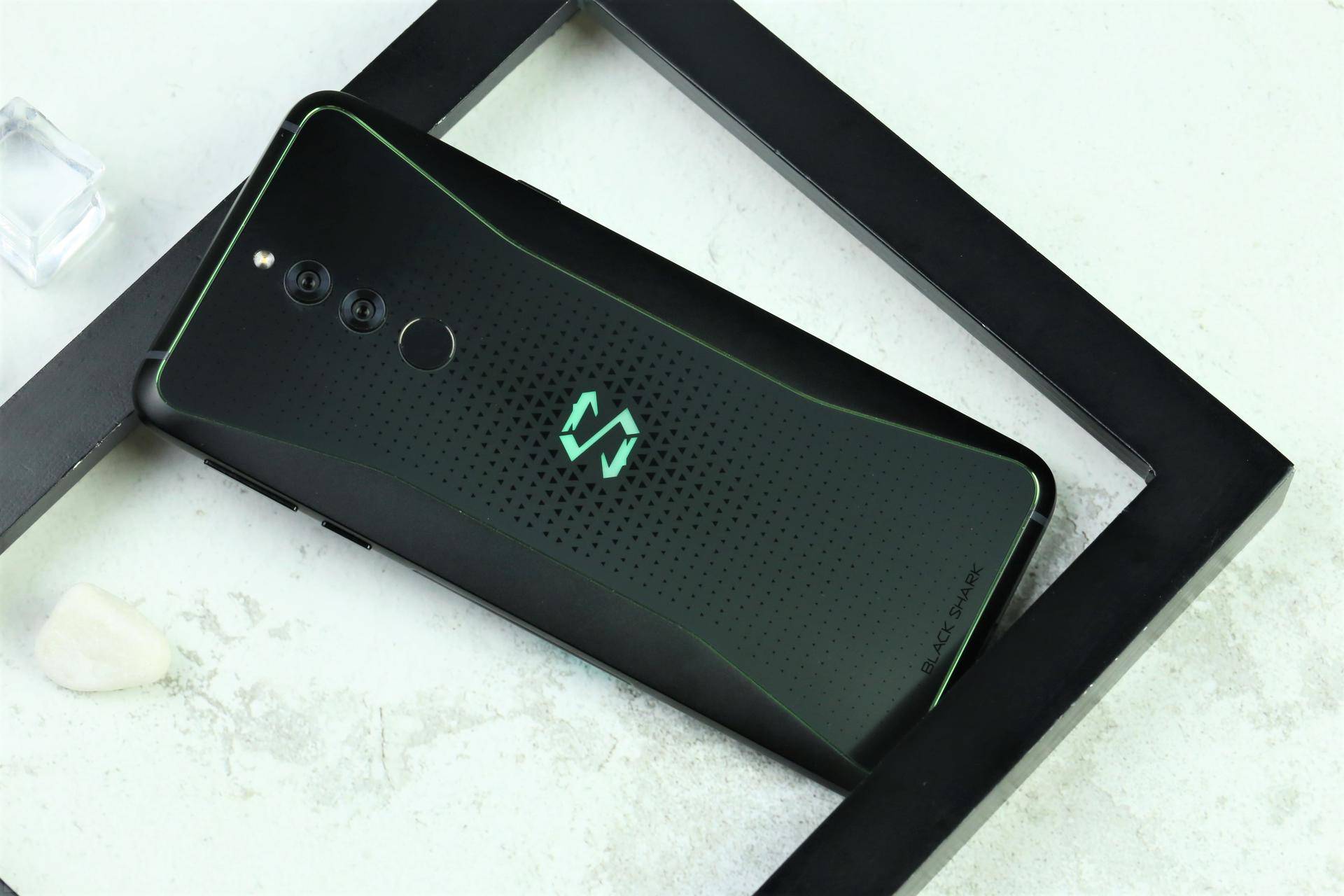 黑鲨游戏手机helo简单开箱,黑鲨游戏手机helo评测视频