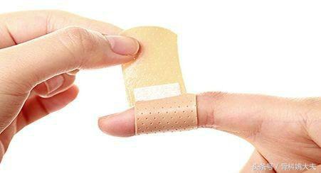 意外受伤时止血的正确做法是,被割伤怎么止血