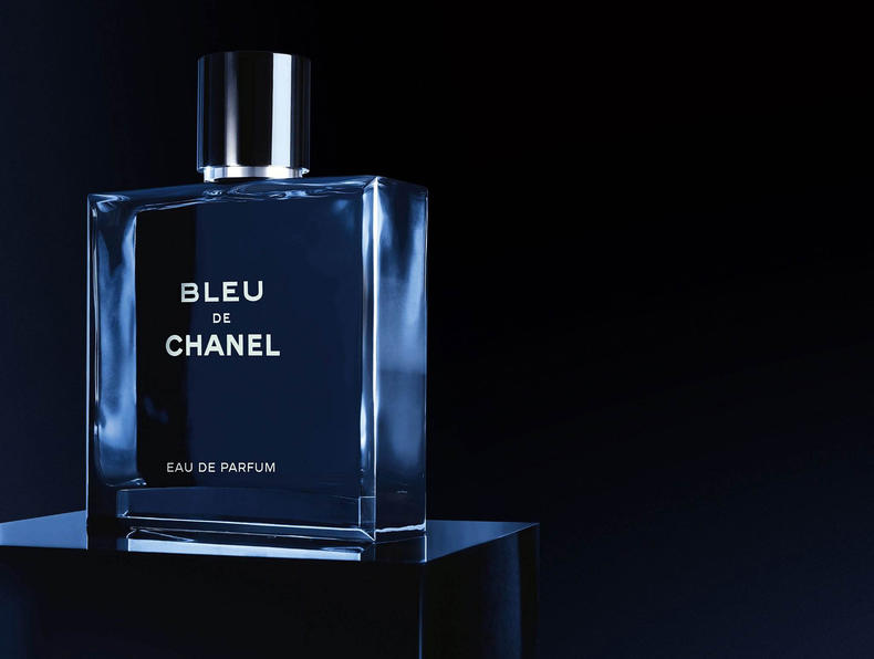 适合一年四季喷的男士香水,有什么让人闻起来就上瘾男士香水