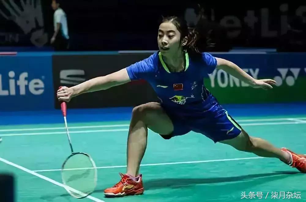 羽毛球短期怎么提高技术,如何快速提高羽毛球水平的方法