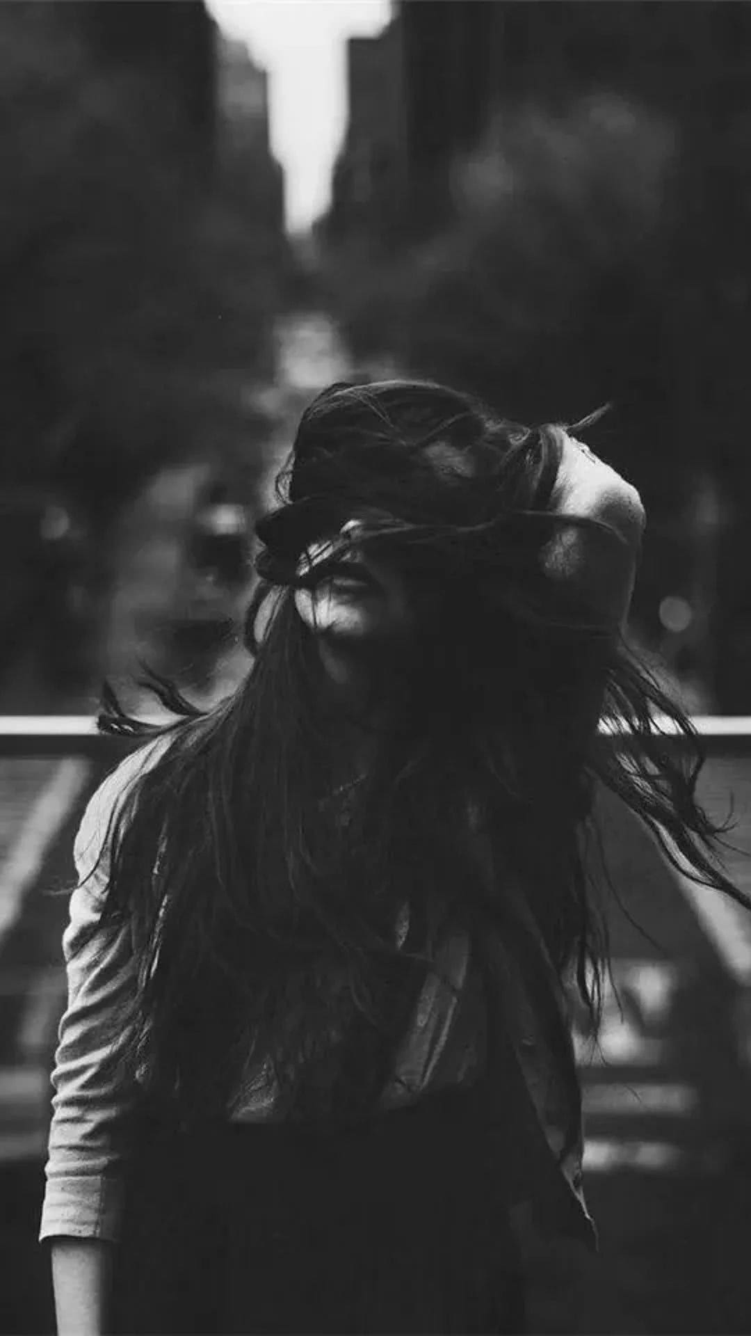 现代简约黑白灰用什么壁纸,黑白灰悲凉壁纸全屏