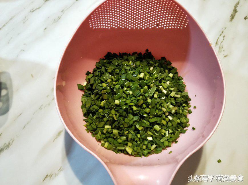 怎么煮韭菜鸡蛋饺子不破皮,韭菜馅出水太多怎么补救