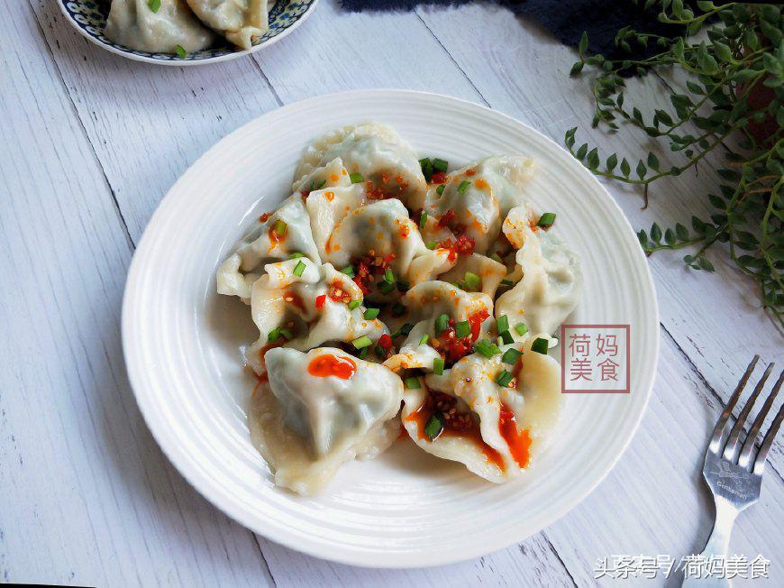 饺子韭菜馅怎么做不出水简单教程,韭菜素馅饺子怎么老是煮破皮