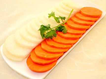 大姨妈的血渍怎么洗才能干净,大姨妈的血渍弄在床上怎么洗