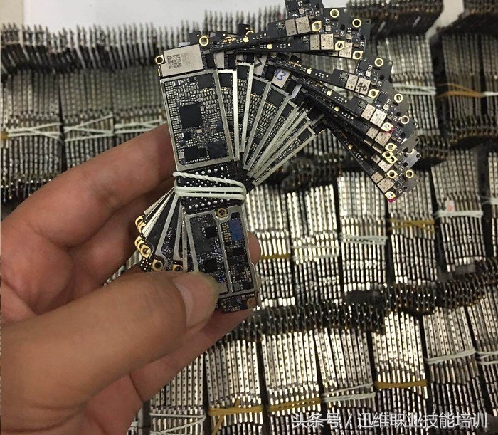 在华强北哪买iphone老款,华强北淘最便宜的iphone4