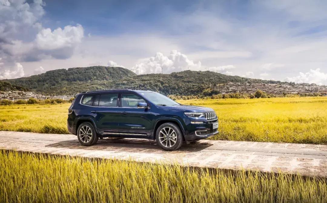 梁洪的私人订制丨用全知全能的Jeep指挥官，载一程惊喜与浪漫