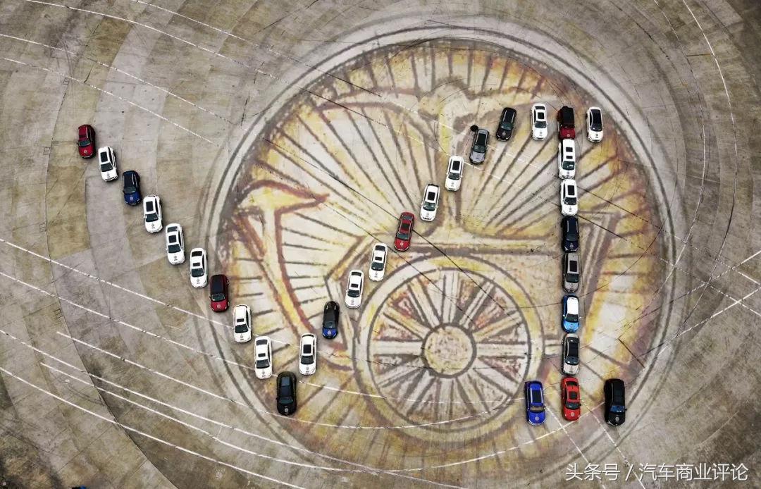 一场耗时11天的庖丁解车，谁在裸泳？谁死谁活？