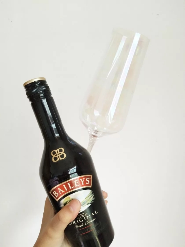 我与酒的故事文章,我与酒的故事全集