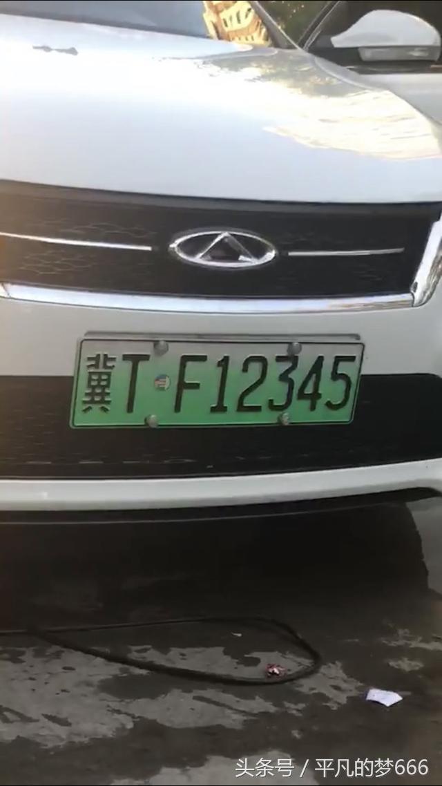 车牌颜色学问大，各种颜色都代表啥？