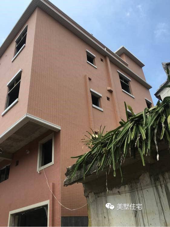 农村三层自建房旧房改造全过程,农村旧房翻修屋顶造别墅