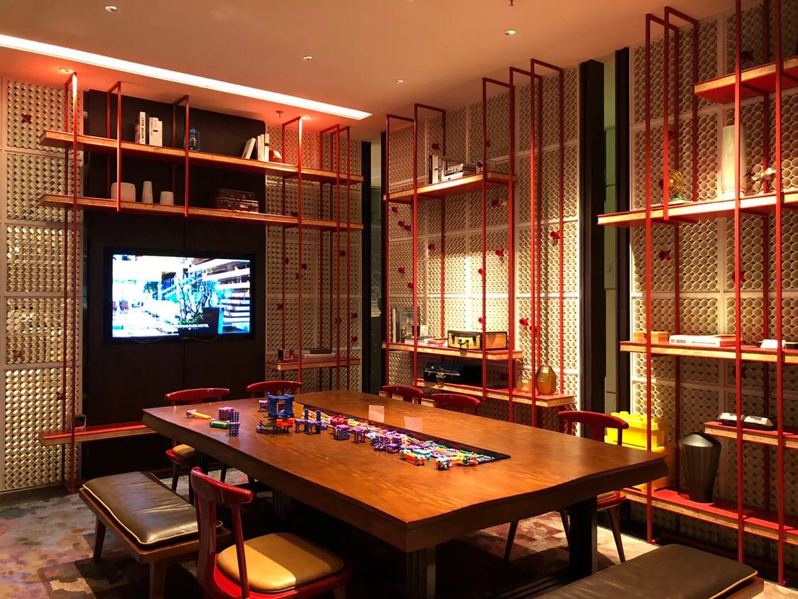 开始转型的万丽酒店焕然一新！时尚？炫酷？