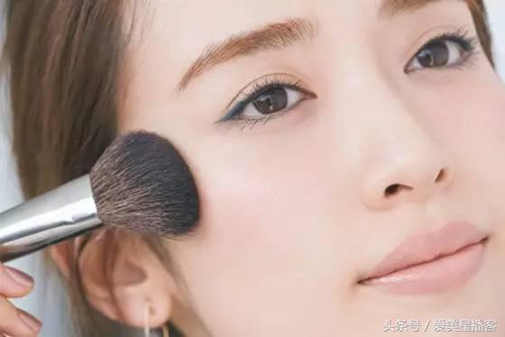 适合早八人的清透妆容教程,简单易学的日杂风妆容