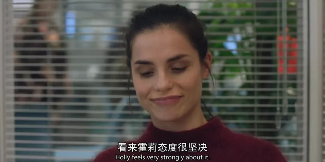 这家小报专攻花边绯闻，曝光英国女大臣堕落照片，只为了寻找真相