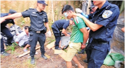 河南广东两省公安、*草烟**部门联手撕破山*特中**大制售假烟网络