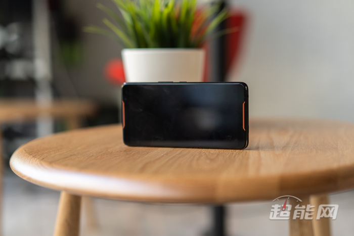 华硕rogstrixb460igaming,华硕rog最新款手机