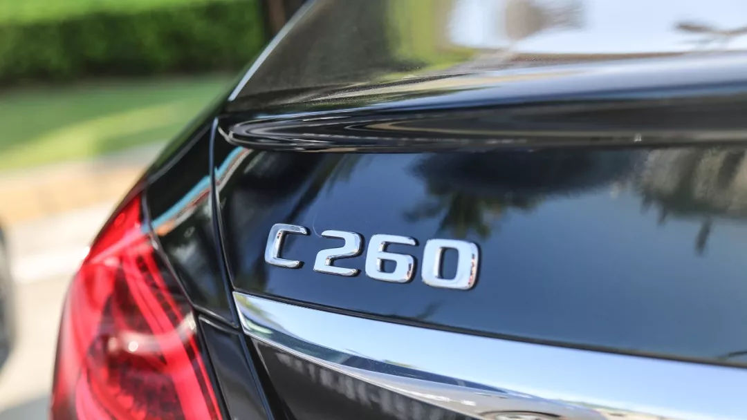 奔驰c20017款试驾,奔驰e2601.5t加48v轻混动力怎么样