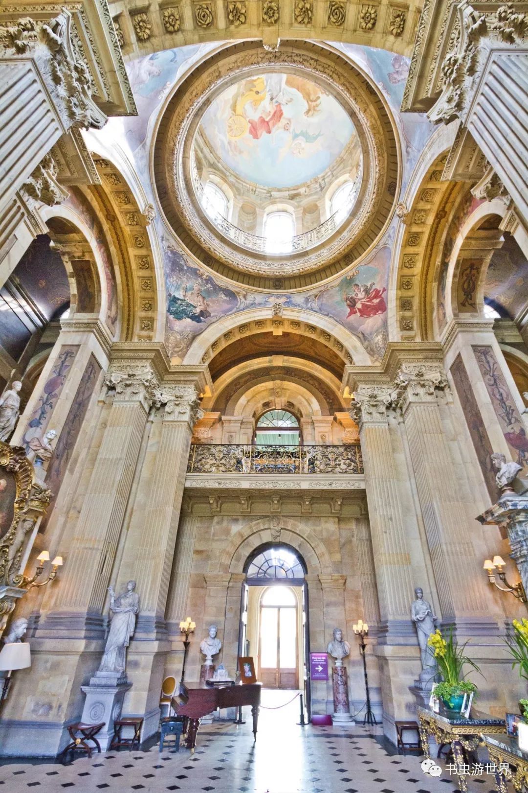 霍华德城堡庄园,布莱德赫德庄园真实生活