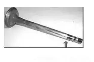 奥迪烧机油宝马漏机油奔驰呢,奔驰宝马多少公里烧机油