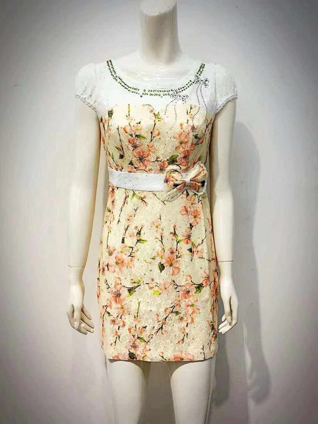 年轻款桑蚕丝旗袍特价清仓,真丝桑蚕丝旗袍断码清仓捡漏