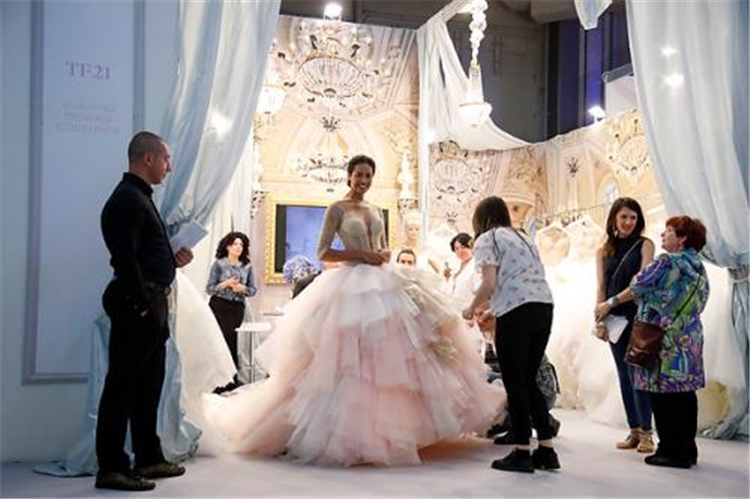 「图集」不来米兰你永远不会知道，婚纱可以有多美！