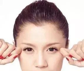 平价好用的眼霜推荐去细纹黑眼圈 (平价眼霜推荐抗皱去黑眼圈细纹)