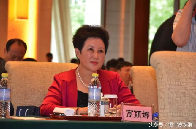 现代牧业为什么答应蒙牛收购,现代牧业近五年利润