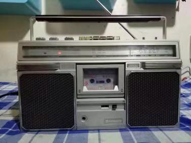 飞雪连天射白鹿笑书神侠倚碧鸳,飞雪连天射白鹿指的是哪几本书