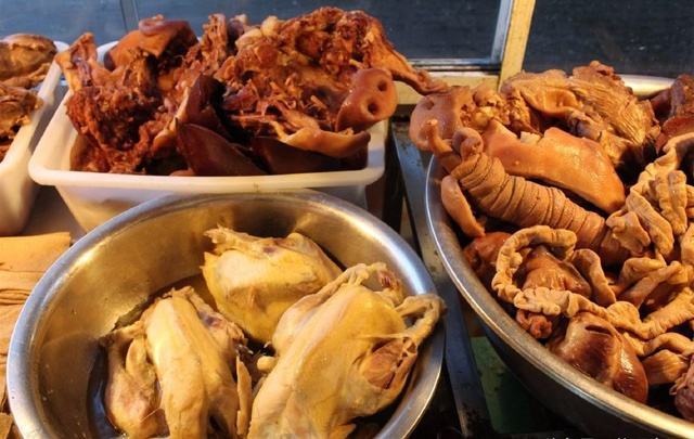 朋友卖卤味，一天利润2000，悄悄告诉我做卤菜的秘制配方