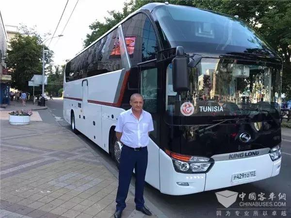 足球世界杯各国的大巴车,世界杯球队的大巴车是怎么抵达的