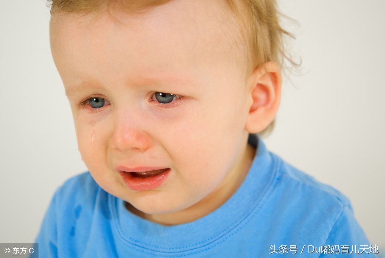 喉咙有痰咳不出还伴有胸痛,感冒喉咙有痰咳不出怎么办