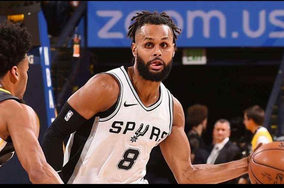 米尔斯绝杀,0.4秒绝杀9年前