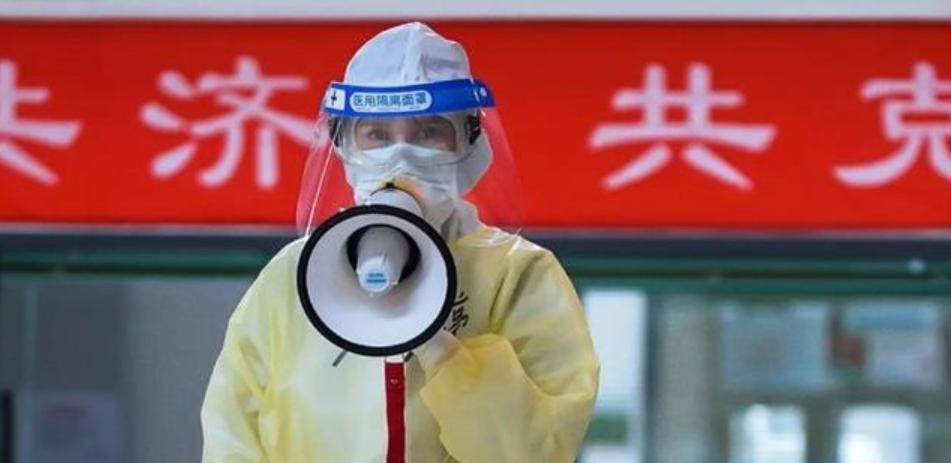 《中国医生》“眼技”大赏，锻炼眼部肌肉预防衰老