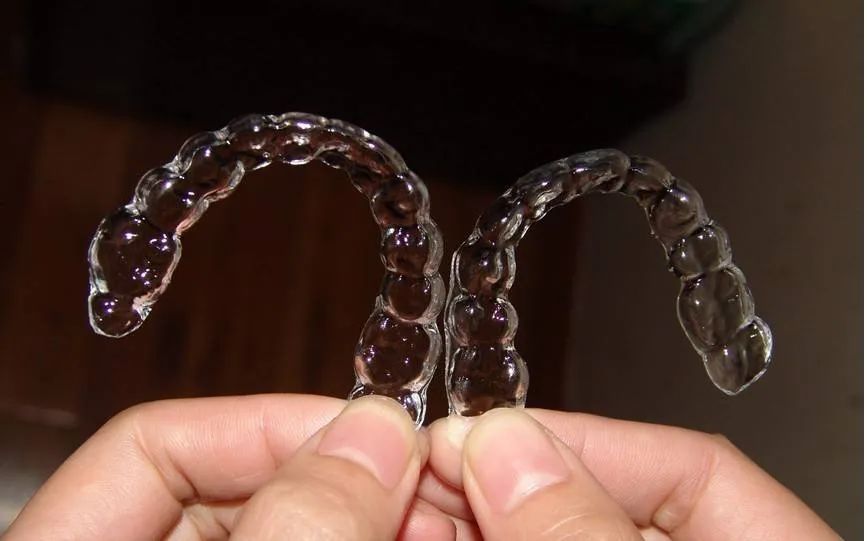 牙齿矫正，你后悔了吗？