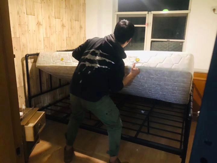 去年，我帮房东赚了100万