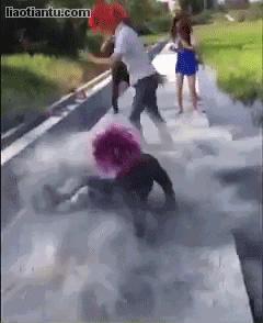 葬爱家族聚会完整版,葬爱家族10年纪念册现状