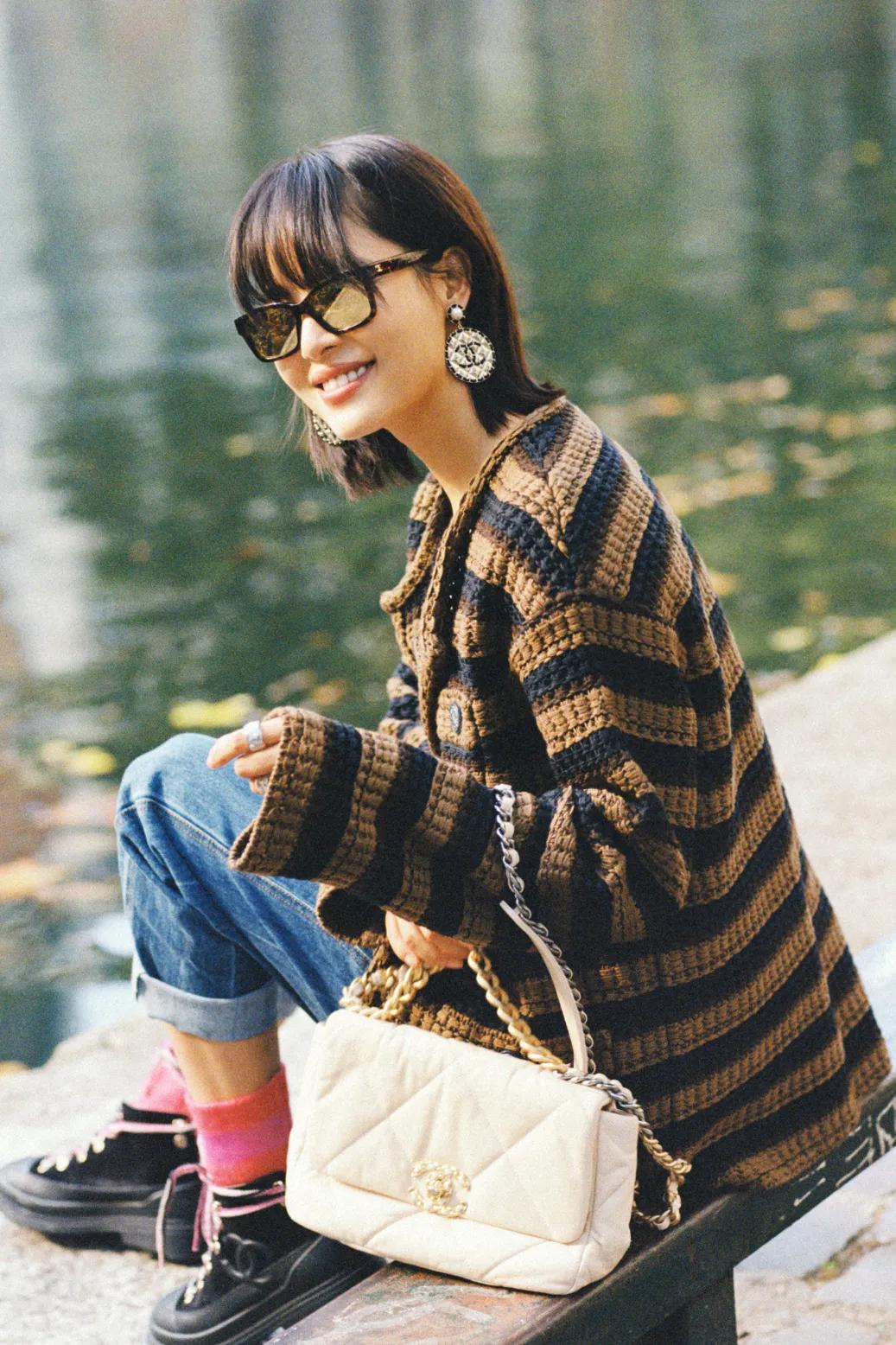 圆脸女生怎么选墨镜,圆脸女生如何选择大牌眼镜