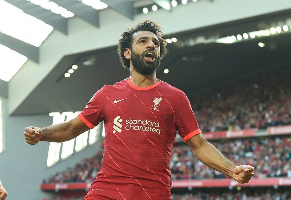 真要50万英镑周薪?红军头号球星自比C罗,欧文:别忘了奥巴梅扬