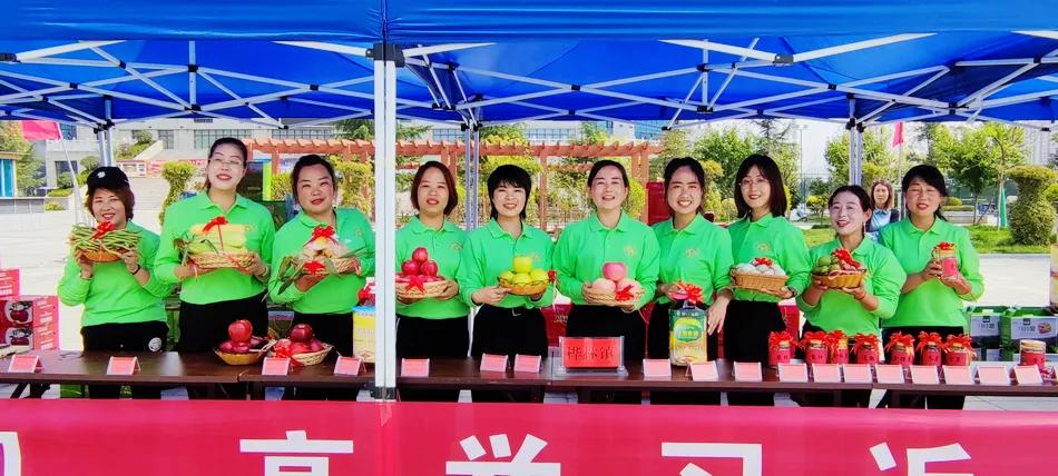 喜报|武山县“村花”直播团倾情添彩丰收节登上新华社等主流媒体客户端，日浏览量突破两百万