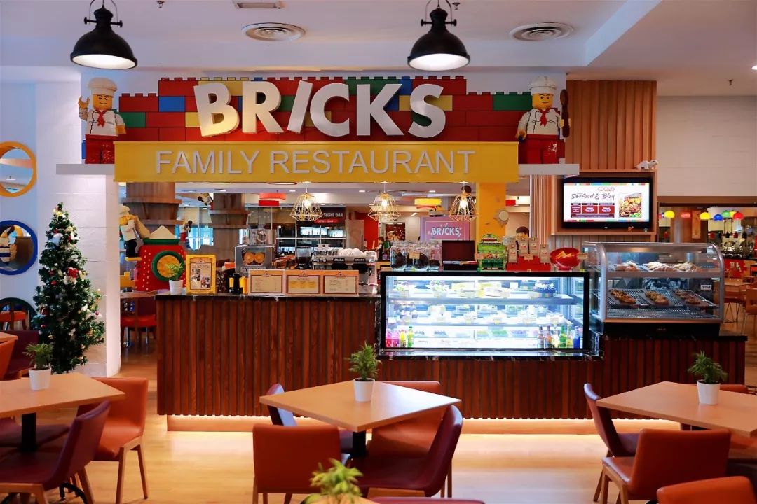 整个房间全拼上乐高是什么感受,现实中的乐高世界